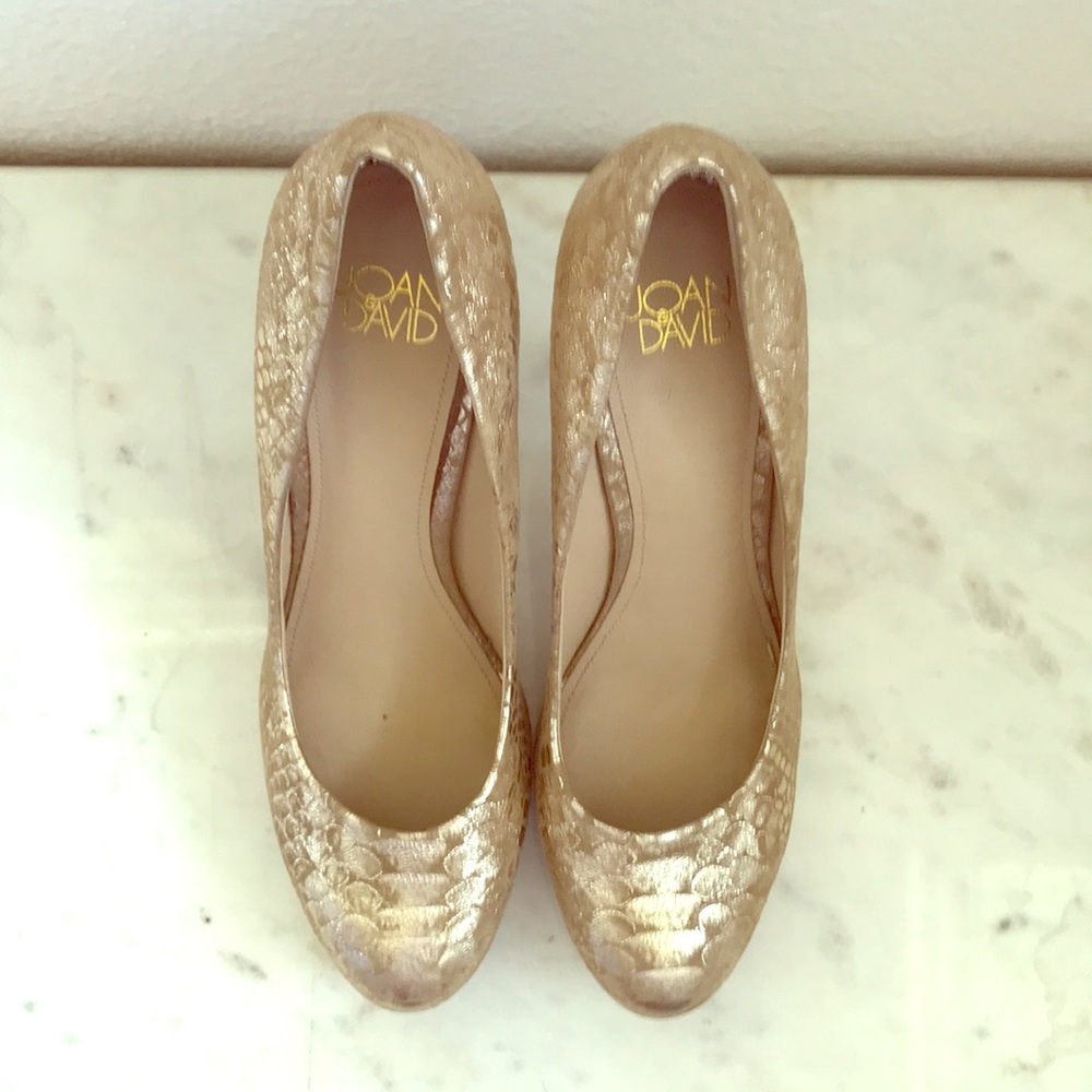 Joan & David Size 8.5 - like new